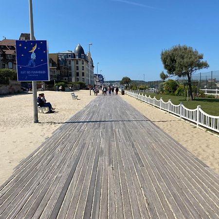 Cote Plage - Magnifique Appartement De Charme A Trouville Sur Mer - Linge - Lit Fait - Parking - Wifi - Classe Par L'Office Du Tourisme Eksteriør bilde